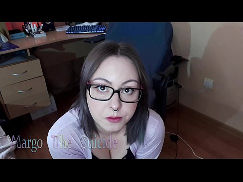 ❤️ Seksīga meitene ar brillēm sūc dildo dziļi kamerā Kaltais sekss pie porno lv.myteporn.ru ﹏
